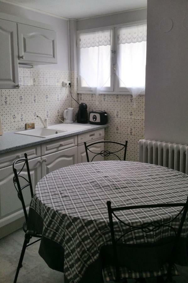 T2 Bis Luchon Apartment Bagneres-de-Luchon Bagian luar foto